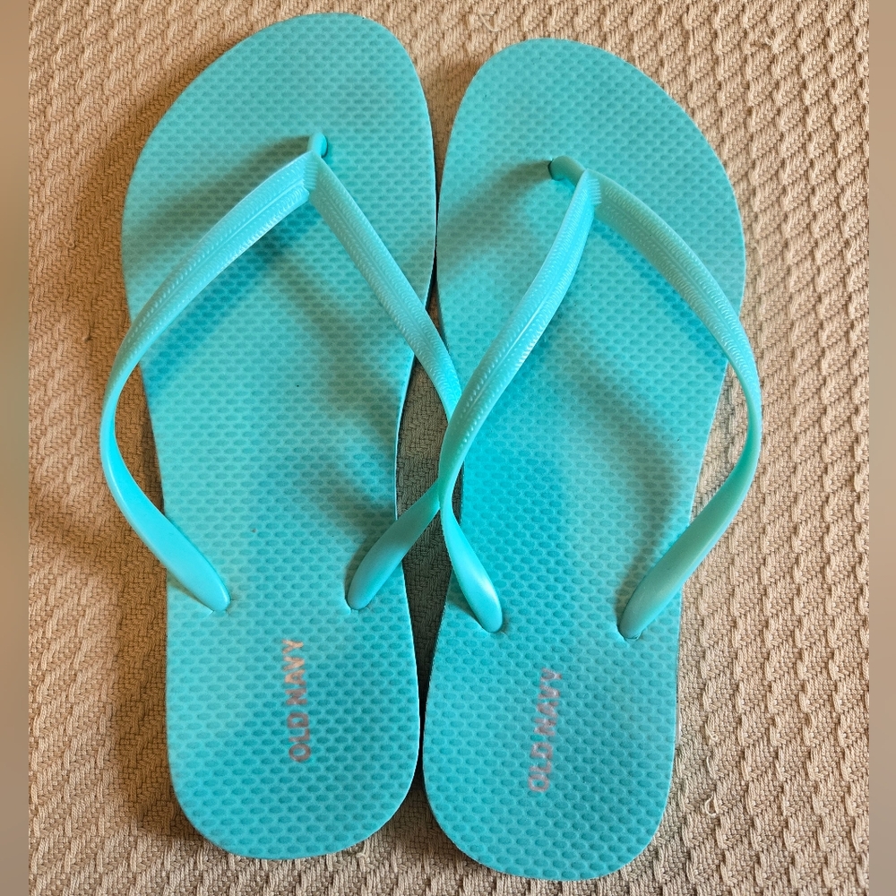 Old Navy Flip Flops